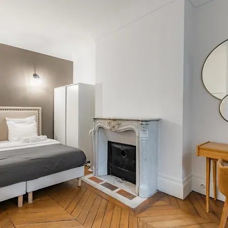Elegant In The Heart Of Historic *